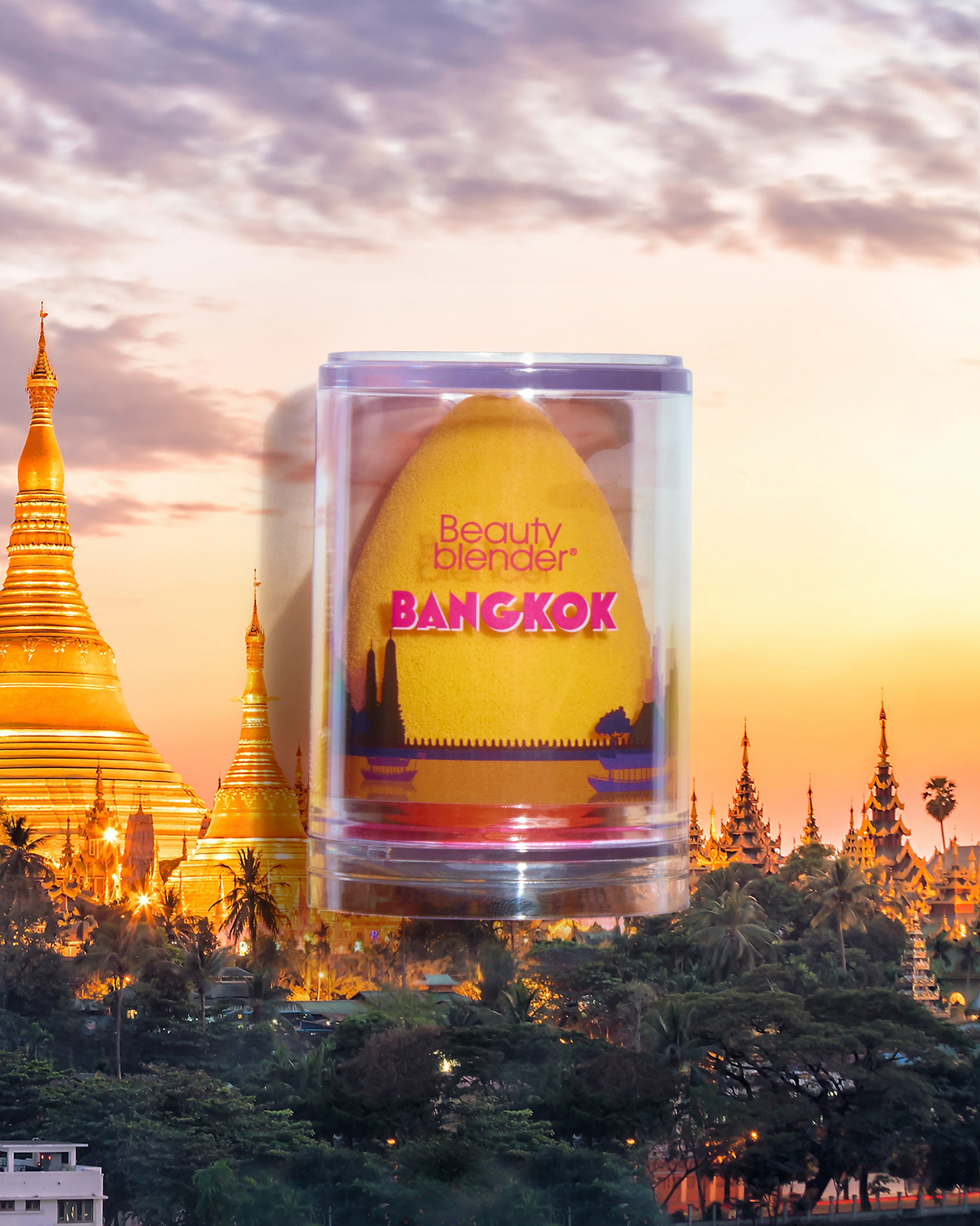 Beautyblender® Bangkok Makeup Sponge - Image 3